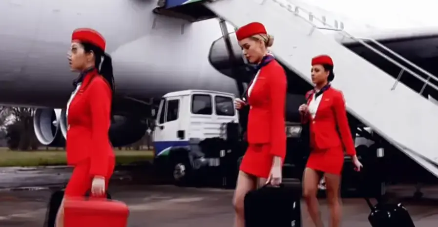 《法国空姐2018(多塞尔航空)》完整版全集免费在线观看-机舱封闭故事精彩-法版满天星电影资源-720P高清画质免费获取
