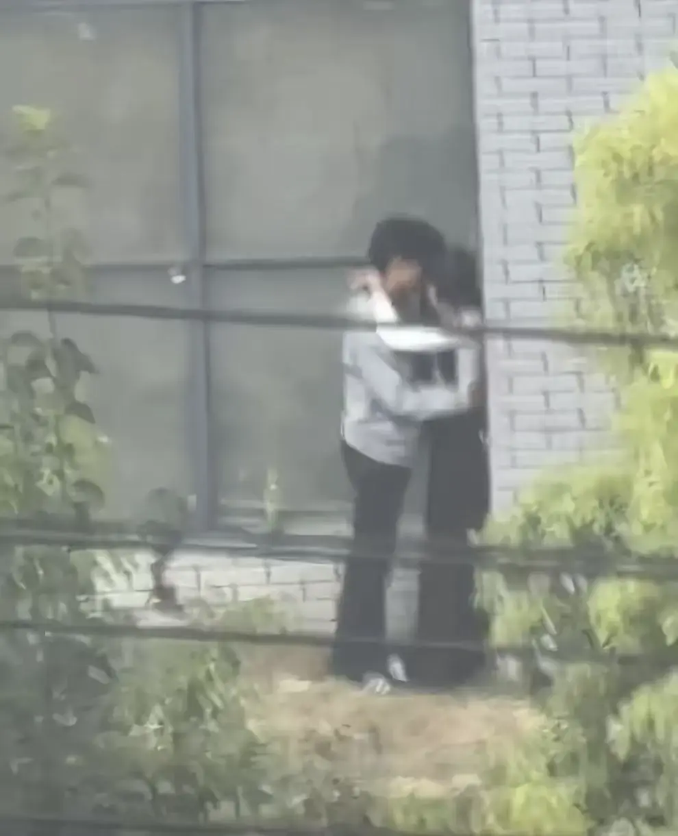 《蚌埠职教园情侣野外视频》资源下载-高清完整版在线看-蚌埠职教园情侣野外视频事件后续